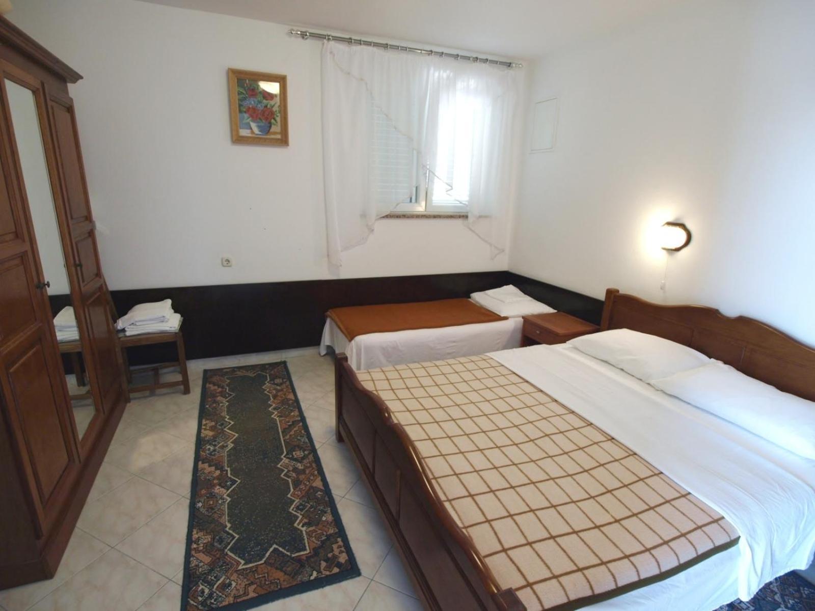 Apartments With A Parking Space Rab - 20818 Banjol Kamer foto